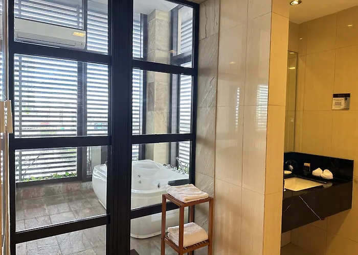 Luxent Hotel
