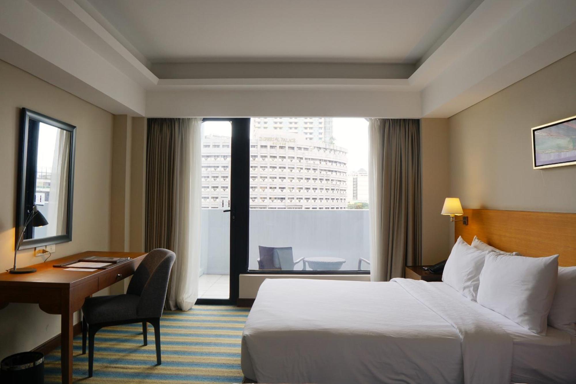 Hotel Luxent Quezon City